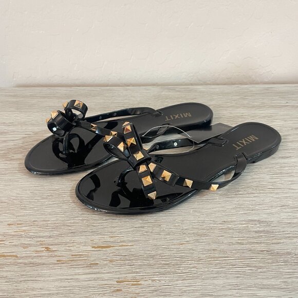 New Mixit Sandals 6 Black Gold Stud Bow Ribbon Thong Beach Pool NWT - Picture 1 of 6